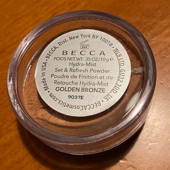 BECCA Hydra-Mist Set & Refresh Powder - Picture 9 of 16
